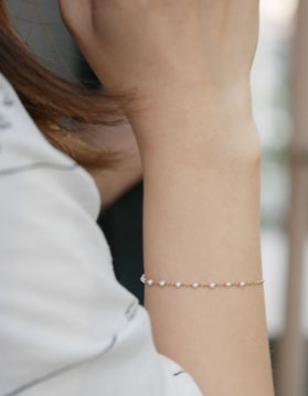 White Pearl Bracelet 14k